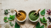 Yellow vs Gold Kratom Strain
